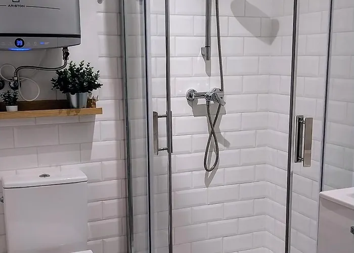 Melodia Ciszy Debina Lägenhet